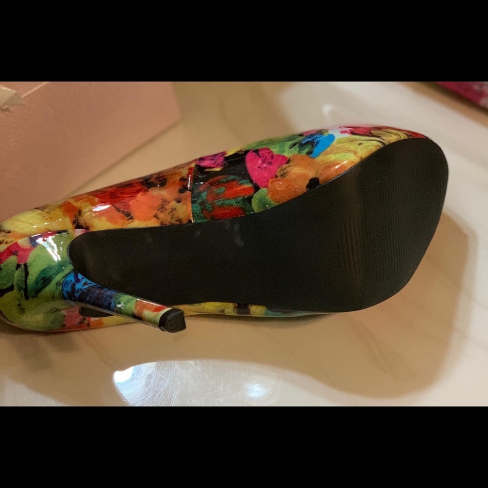 Multicolored Steve Madden Matching Shoe And Purse - image 3